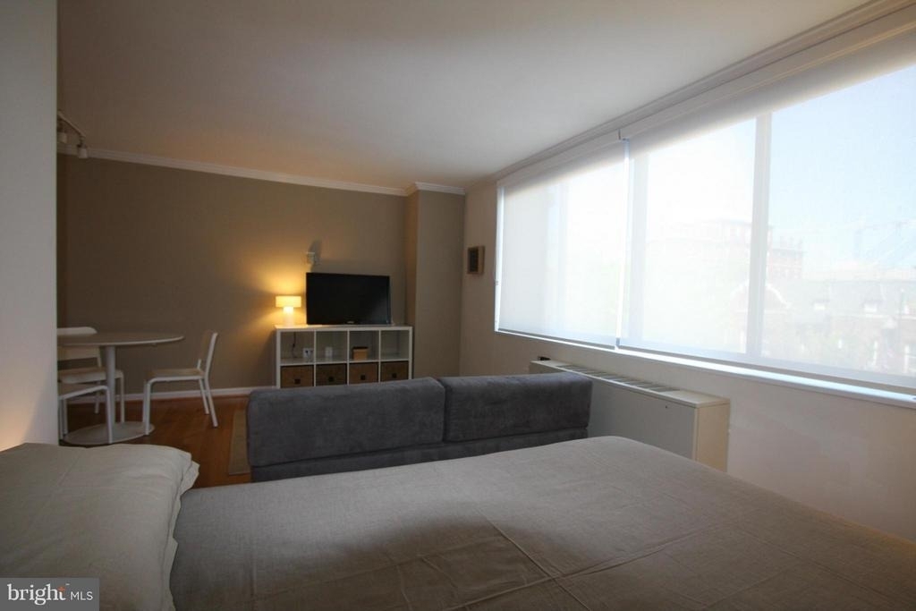 2030 F Street Nw - Photo 6