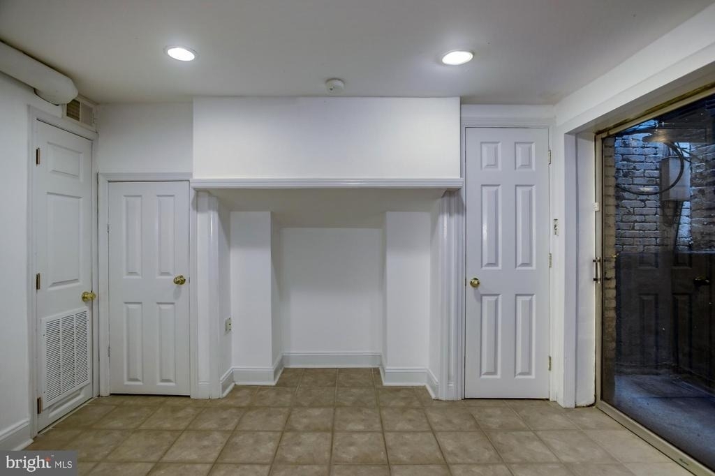 2151 Florida Avenue Nw - Photo 20
