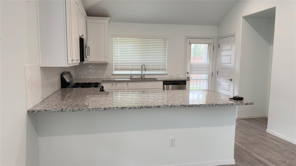 128 Riverhill Dr - Photo 10