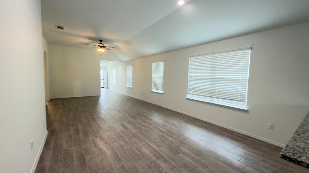 128 Riverhill Dr - Photo 6