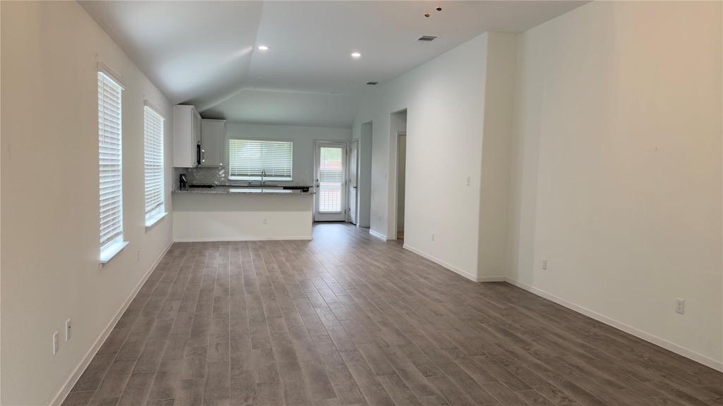 128 Riverhill Dr - Photo 4