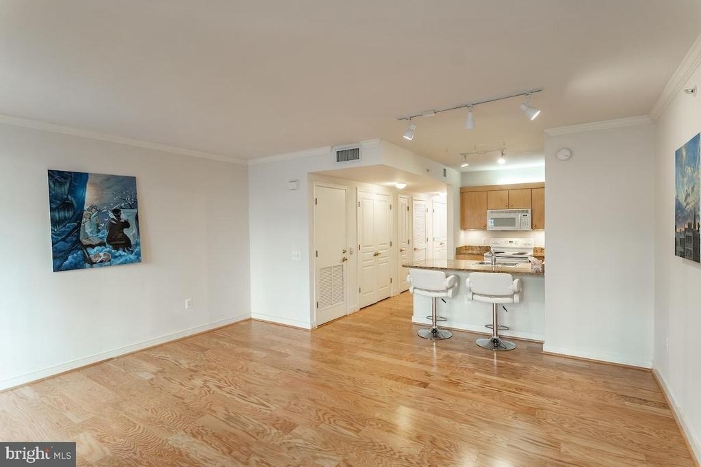 616 E Street Nw - Photo 7