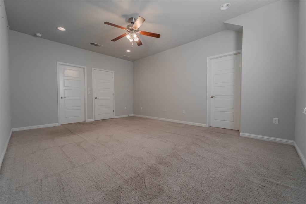 13800 Lyndhurst St - Photo 7