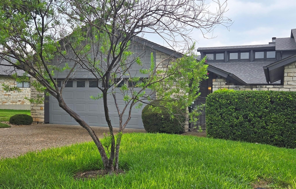 8900 Mariscal Canyon Dr - Photo 0
