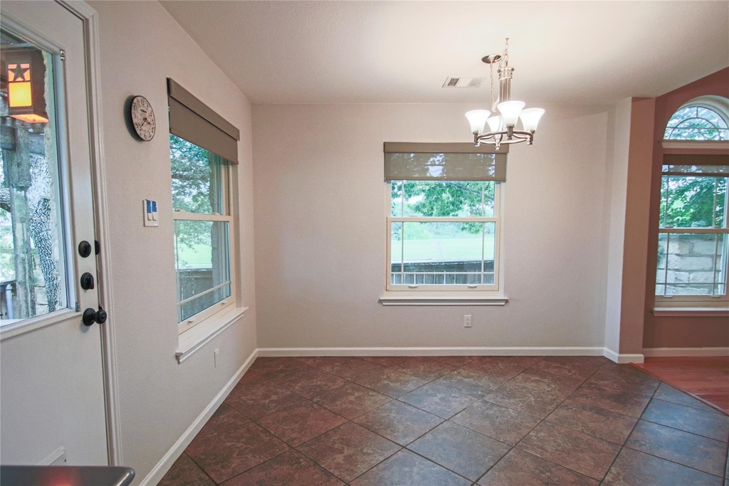 1109 Traci Michelle Dr - Photo 10