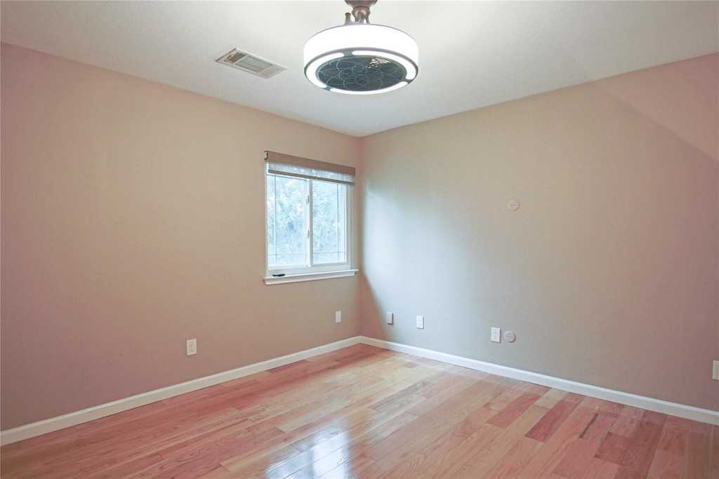 1109 Traci Michelle Dr - Photo 21