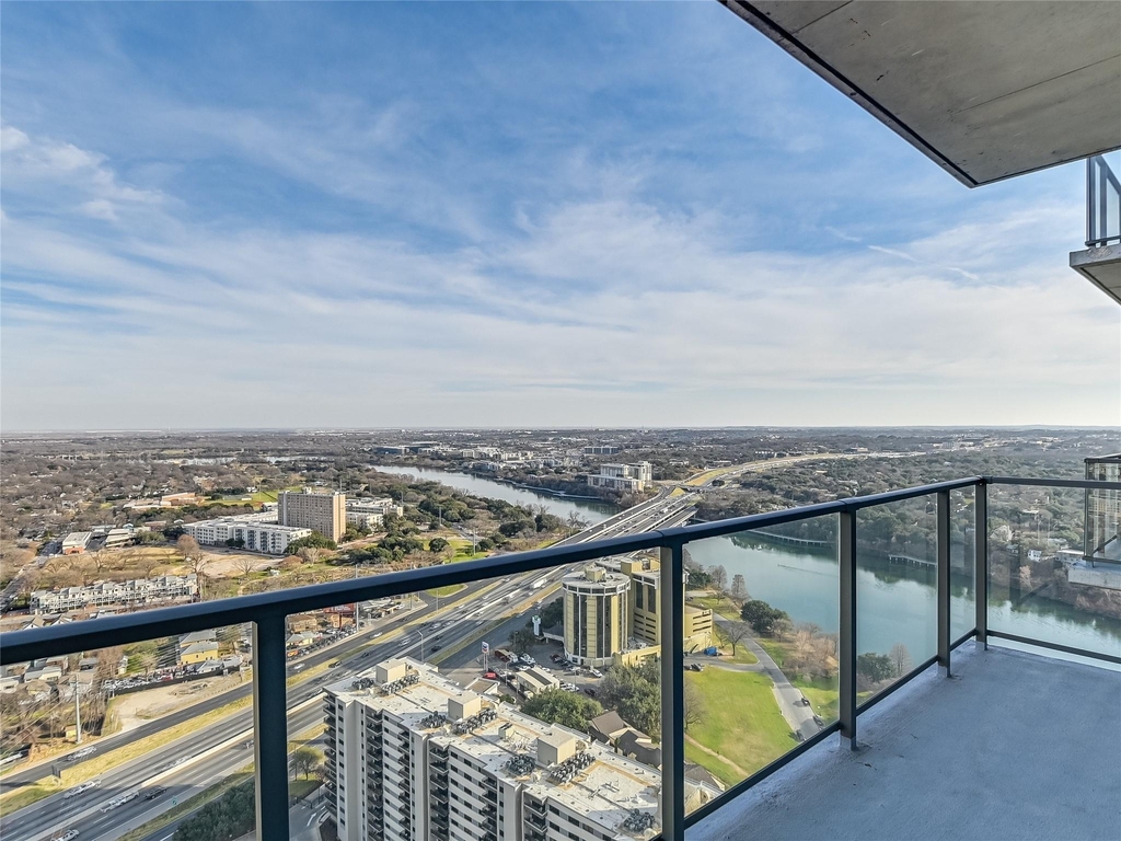 44 East Ave - Photo 0