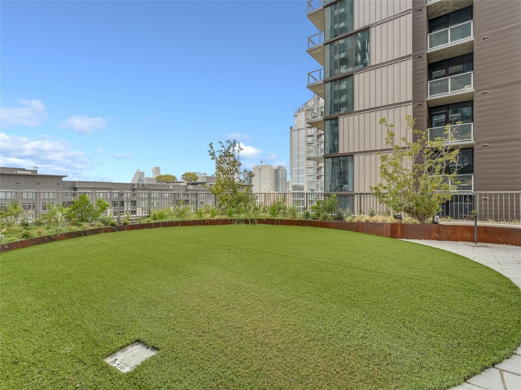 44 East Ave - Photo 12