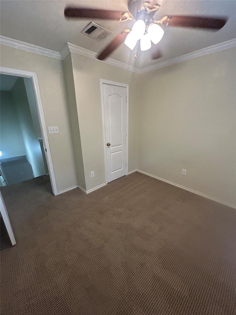 731 Abundance Ln - Photo 10
