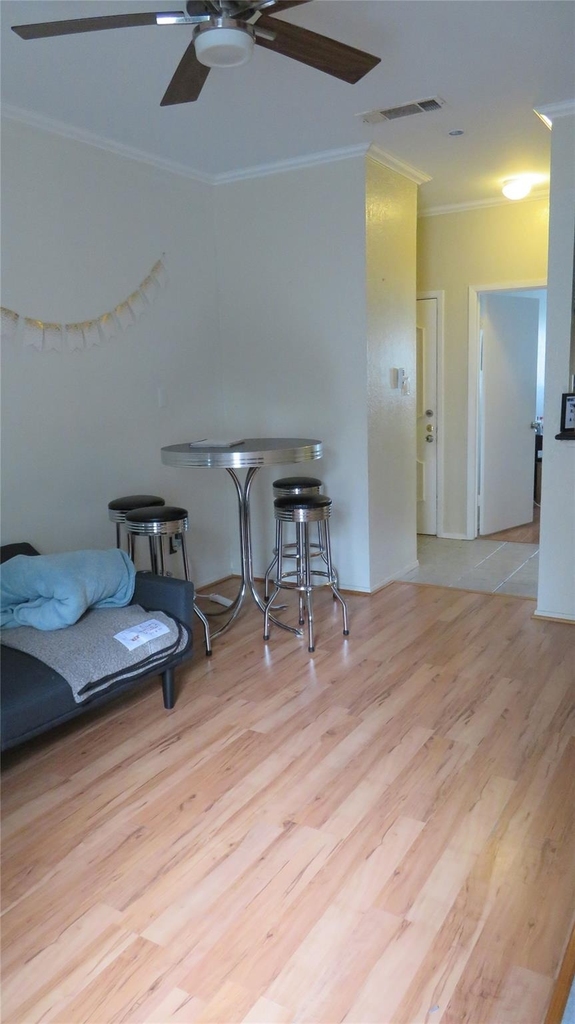 806 W 24th St - Photo 43