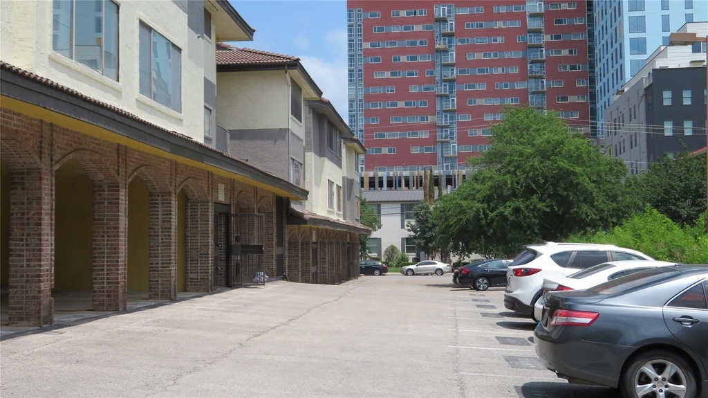 806 W 24th St - Photo 61