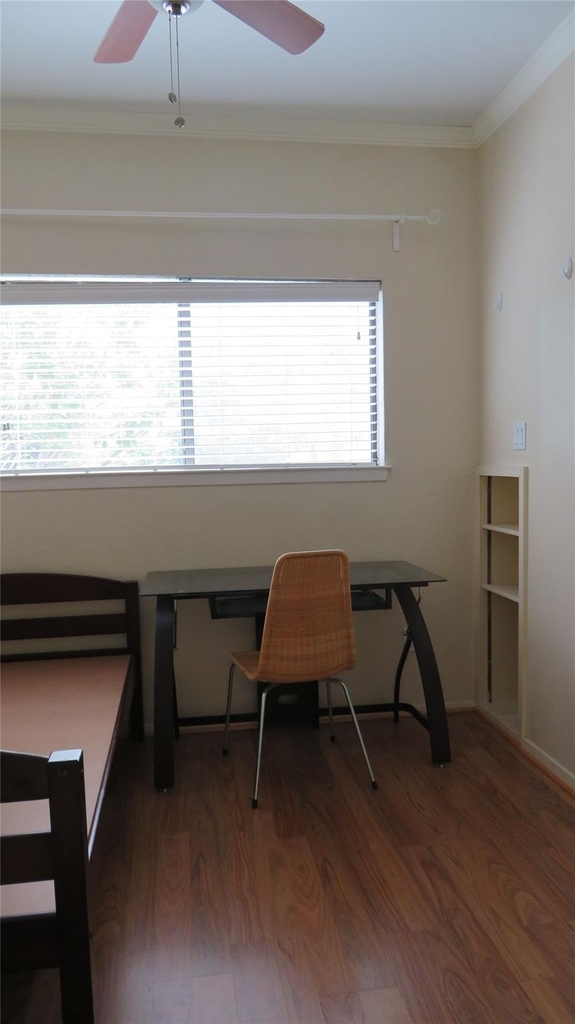 806 W 24th St - Photo 21
