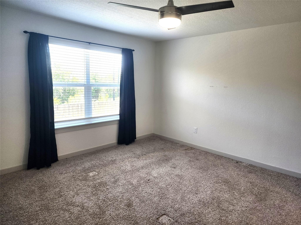 1041 Winnsboro Loop - Photo 14