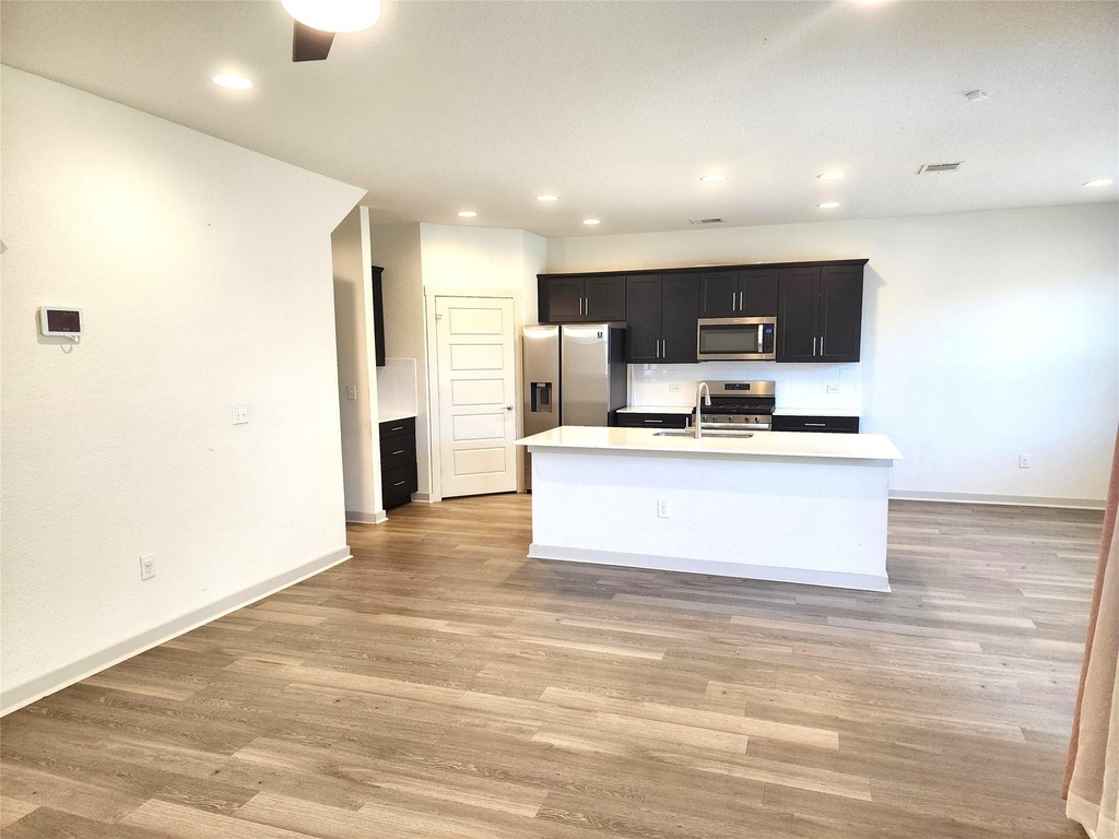 1041 Winnsboro Loop - Photo 4