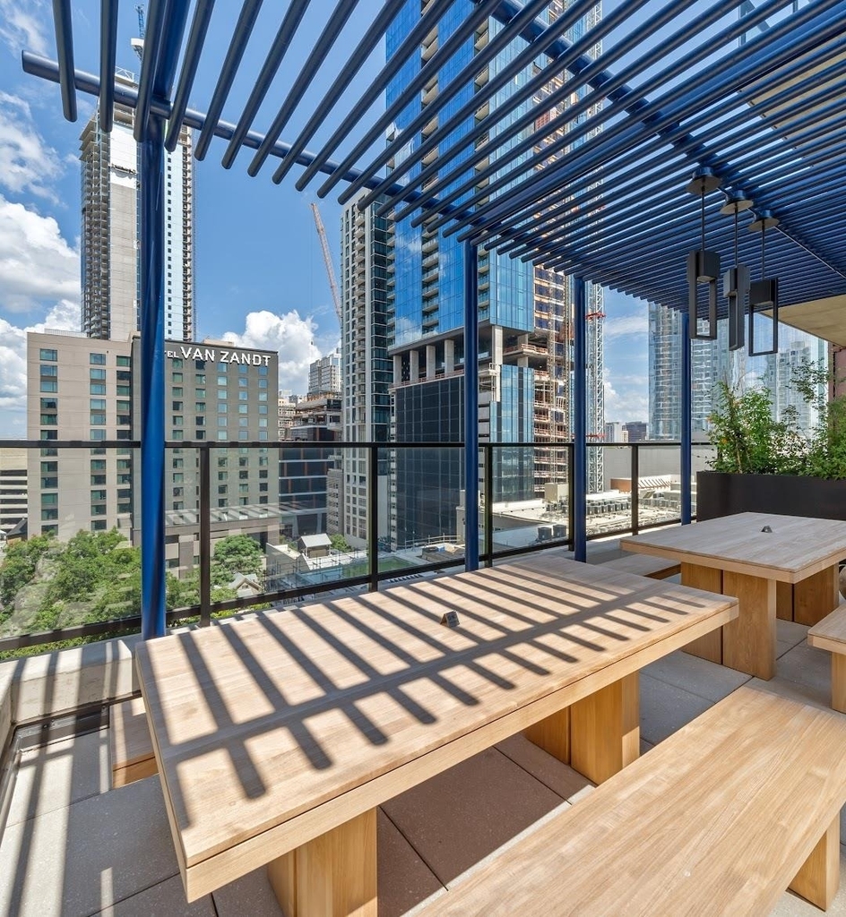 84 East Ave - Photo 11