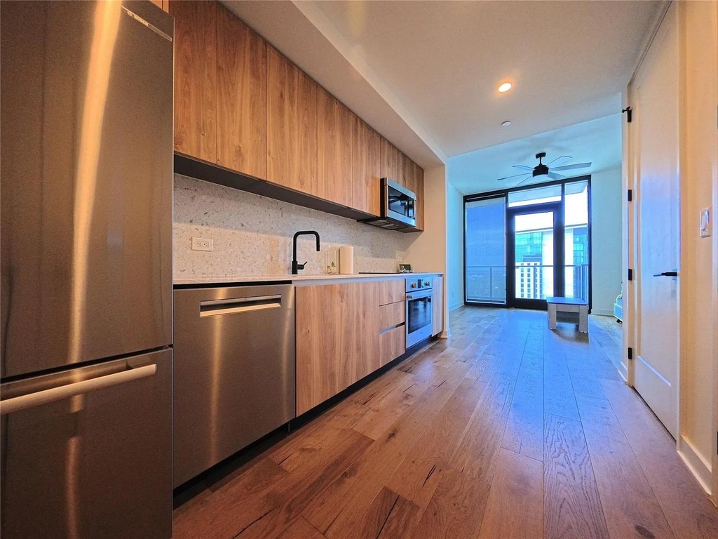 84 East Ave - Photo 1
