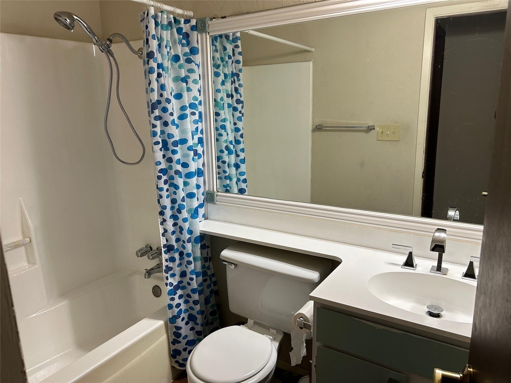 9509 Blue Creek Ln - Photo 22