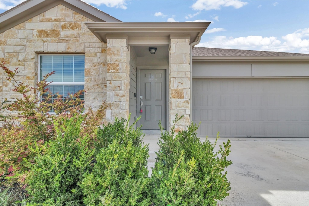 21316 Quick Fox Dr - Photo 0