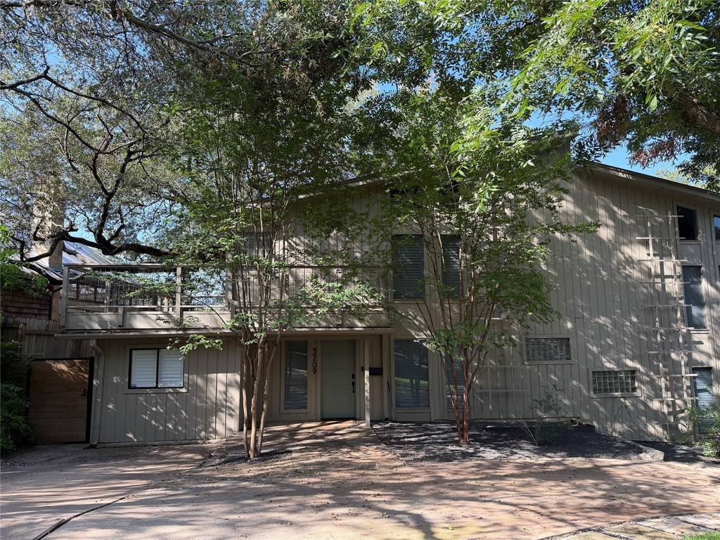 3709 Meredith St - Photo 17