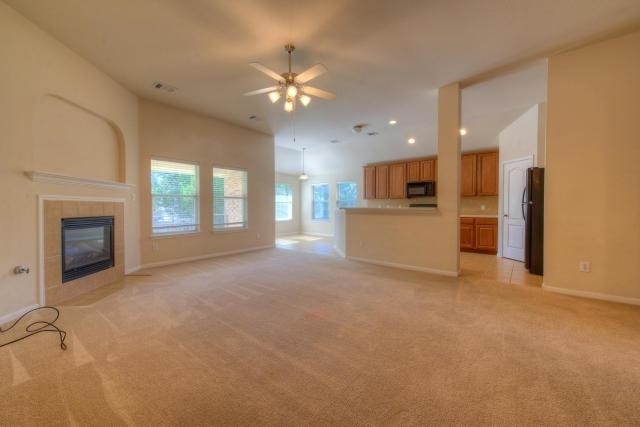 225 Lexington Dr - Photo 11