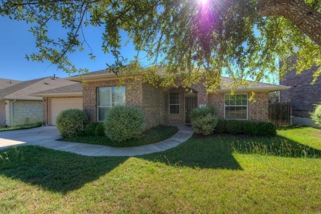 225 Lexington Dr - Photo 0
