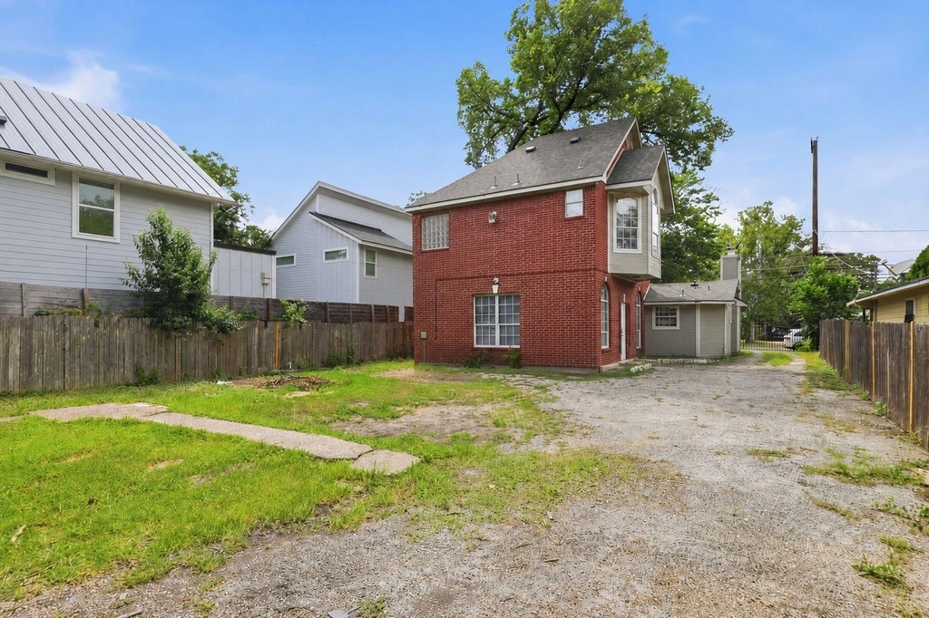 915 Vargas Rd - Photo 26