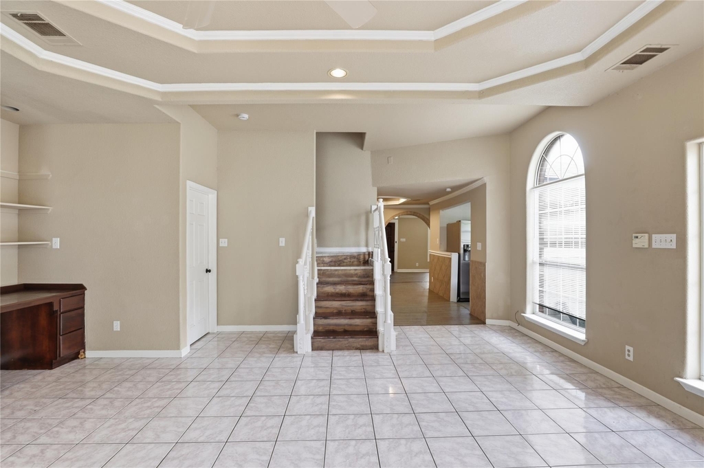 915 Vargas Rd - Photo 13