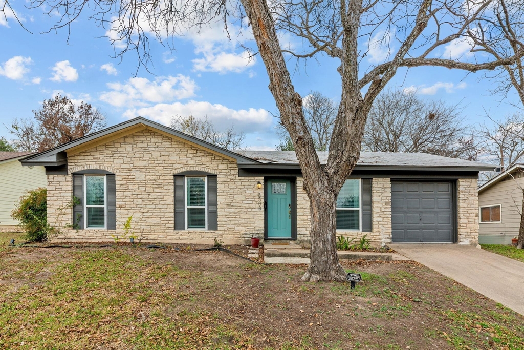 8508 Bradford Dr - Photo 0