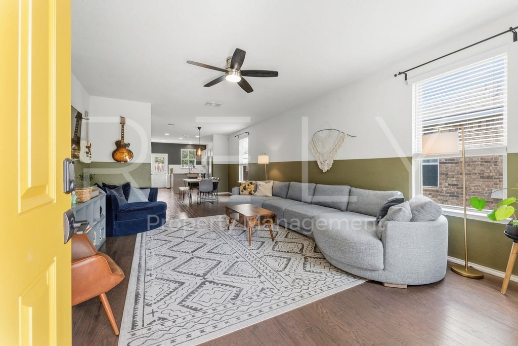 1600 Cliffbrake Way - Photo 5