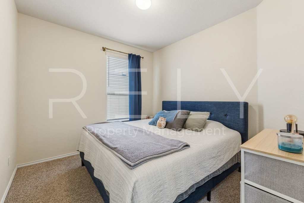 1600 Cliffbrake Way - Photo 20