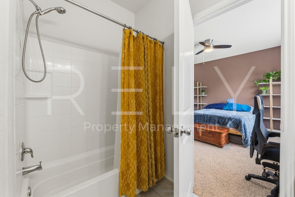 1600 Cliffbrake Way - Photo 29