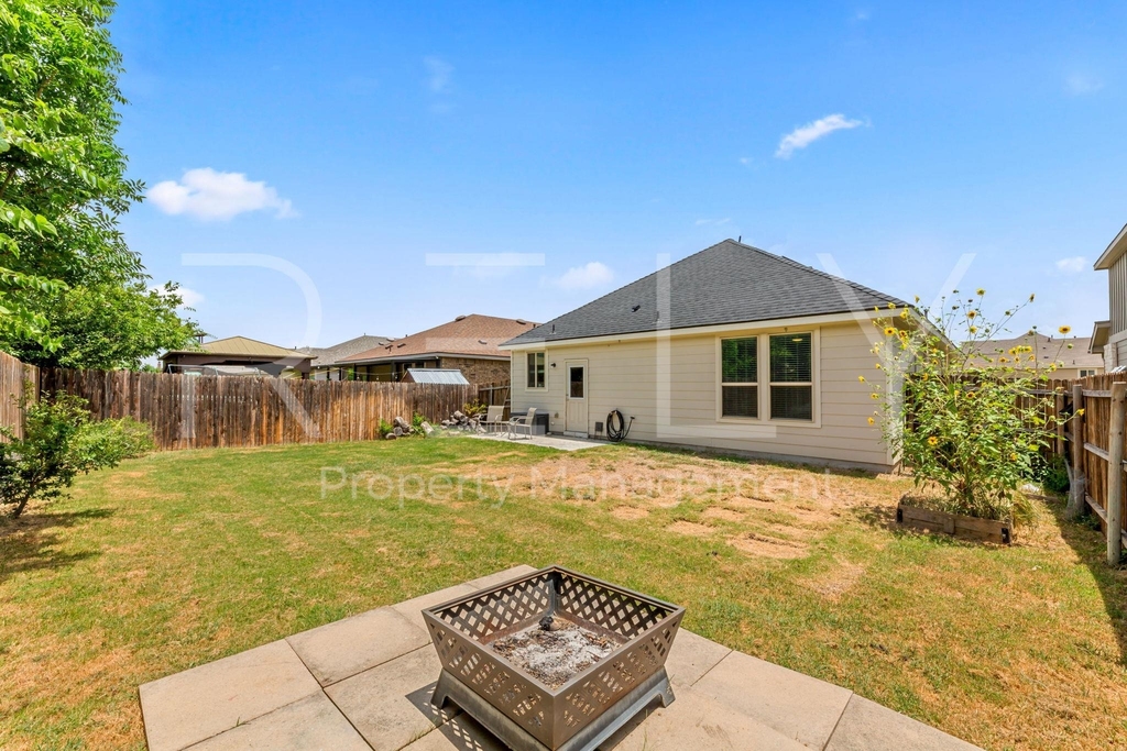 1600 Cliffbrake Way - Photo 34