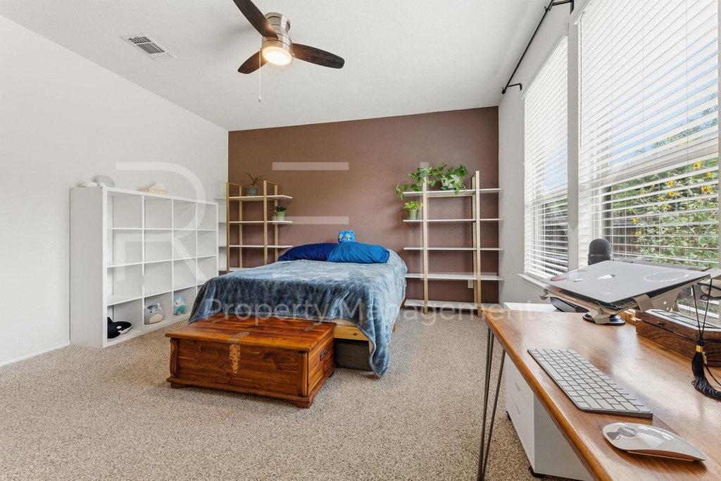 1600 Cliffbrake Way - Photo 25