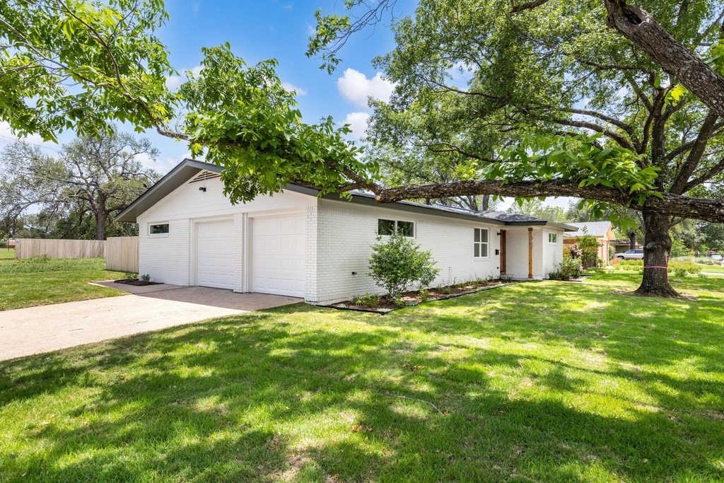 4501 Packsaddle - Photo 36