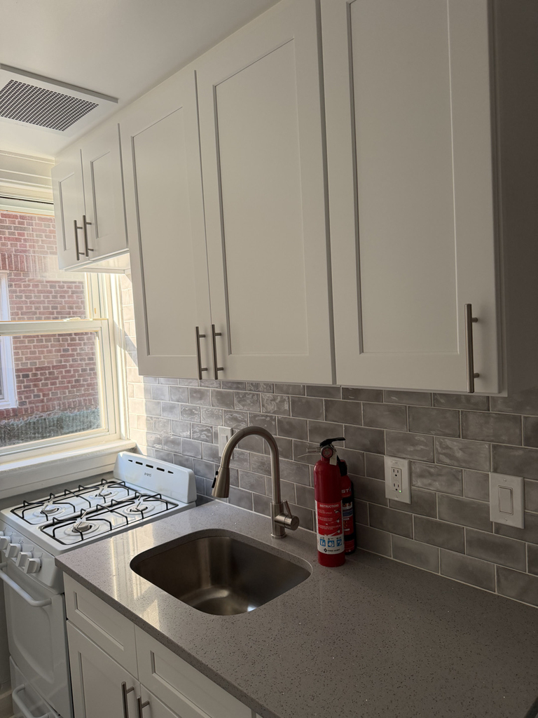  89th Street - Photo 7