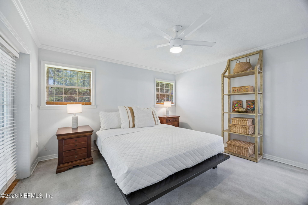 599 Alhambra Lane N - Photo 25