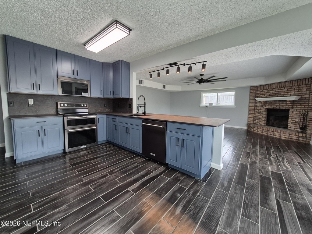 552 William Paca Street - Photo 9