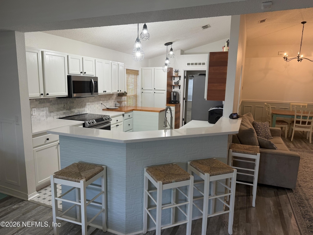 11058 Miata Court - Photo 11
