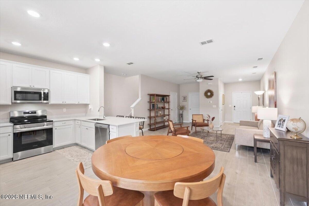 35 Carmella Court - Photo 3