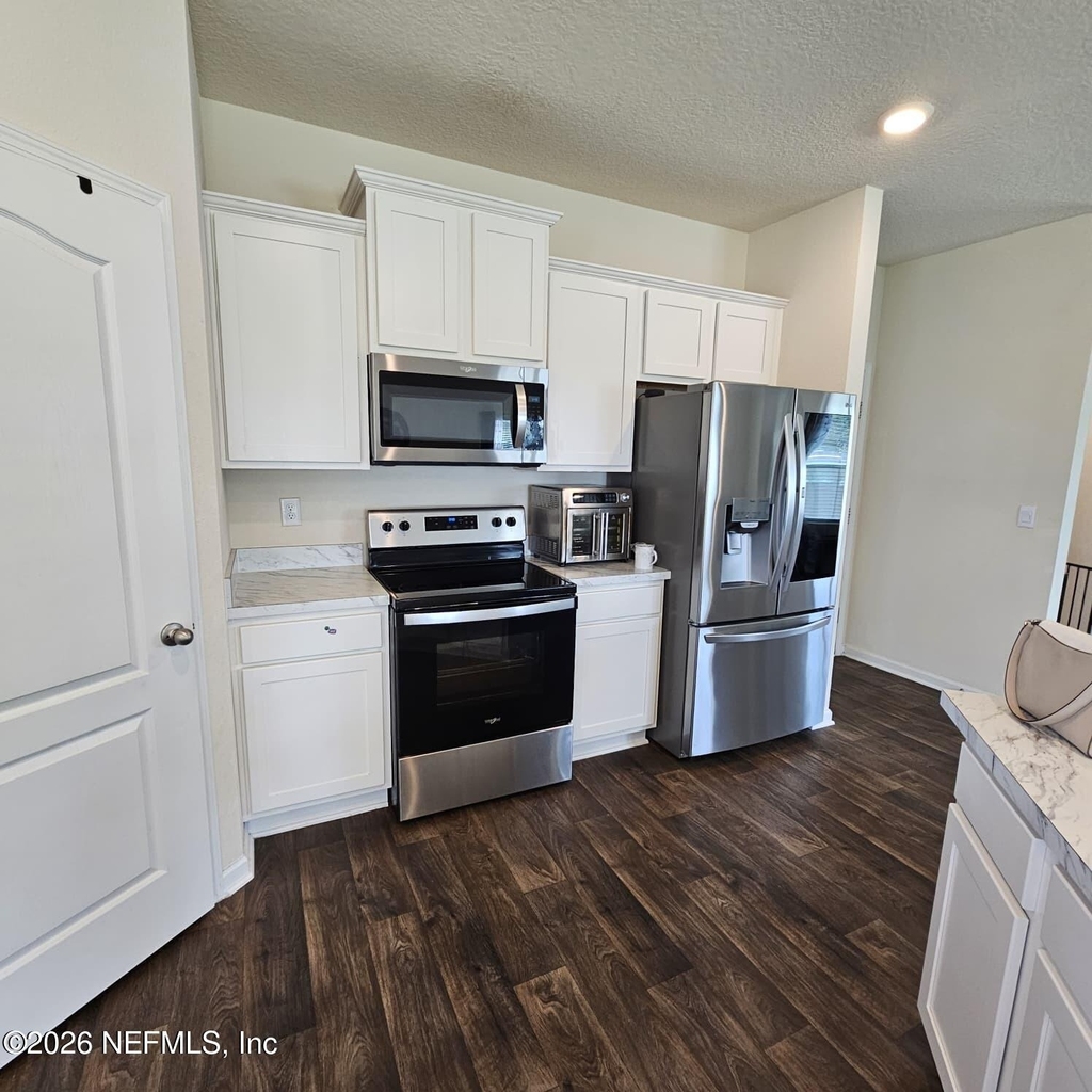 2144 Province Street - Photo 4