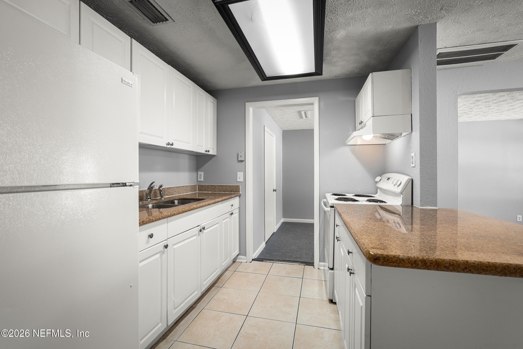 5153 Seaboard Avenue - Photo 14