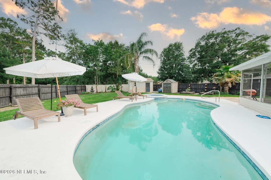 511 Chancellor Drive - Photo 1