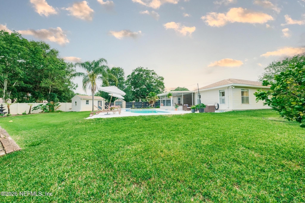 511 Chancellor Drive - Photo 35