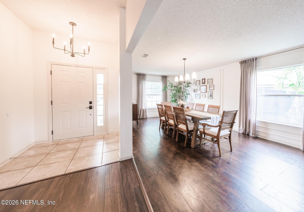 511 Chancellor Drive - Photo 5