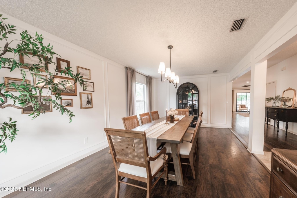 511 Chancellor Drive - Photo 8