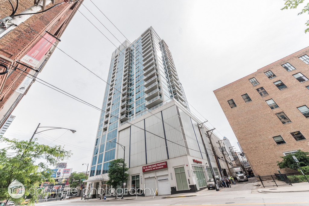 757 N Orleans Street - Photo 0