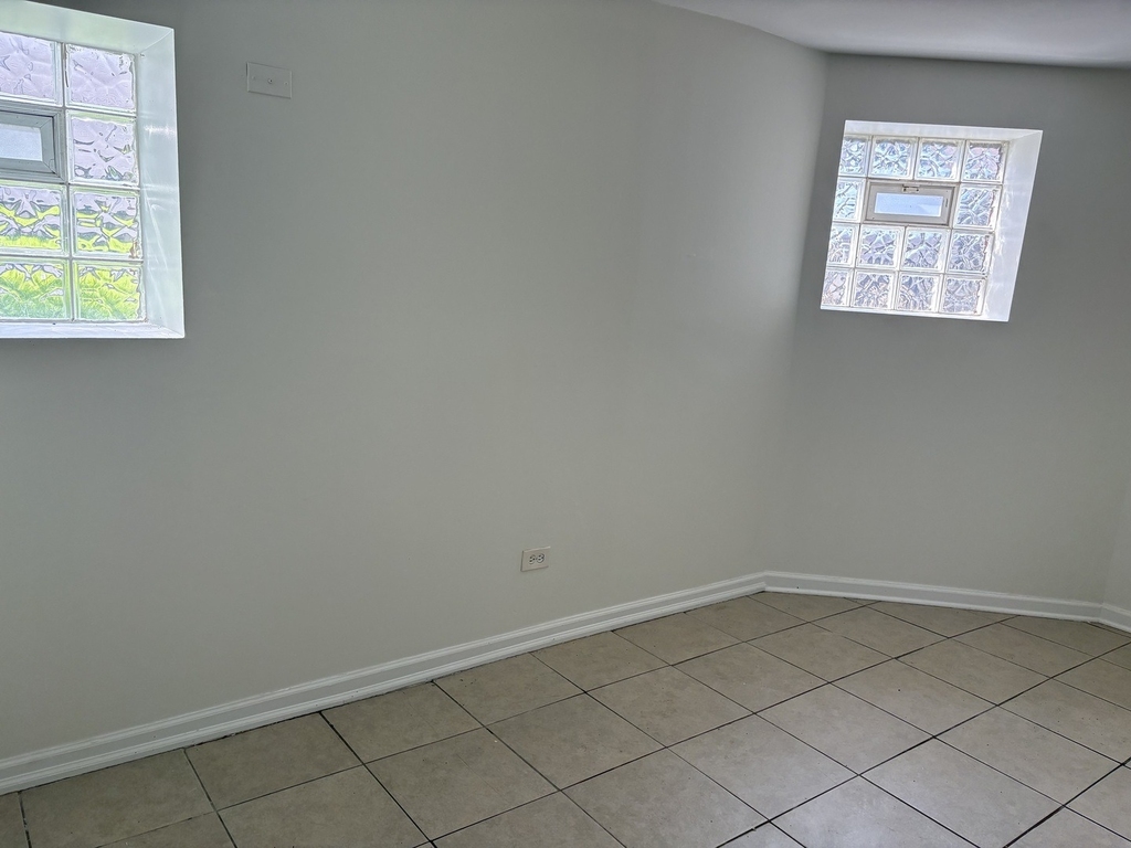2822 W Flournoy Street - Photo 5