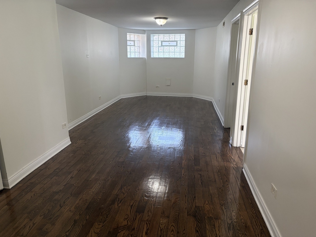 2822 W Flournoy Street - Photo 2