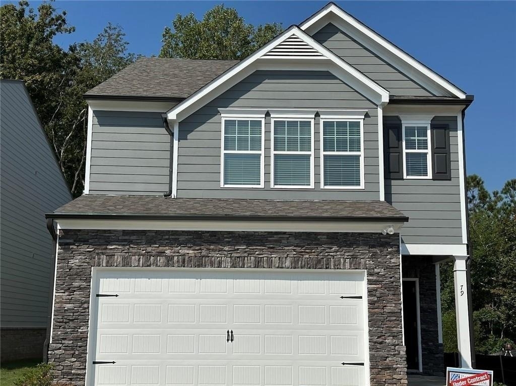 79 Pineview Drive - Photo 0
