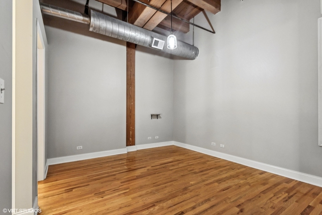2735 W Armitage Avenue - Photo 6